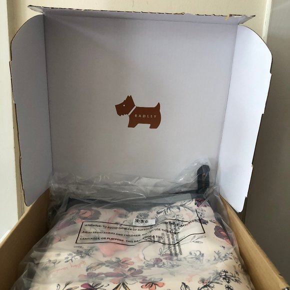 RADLEY LONDON SKETCHY FLORAL MEDIUM ZIP-TOP BACKPA - Picture 13 of 13